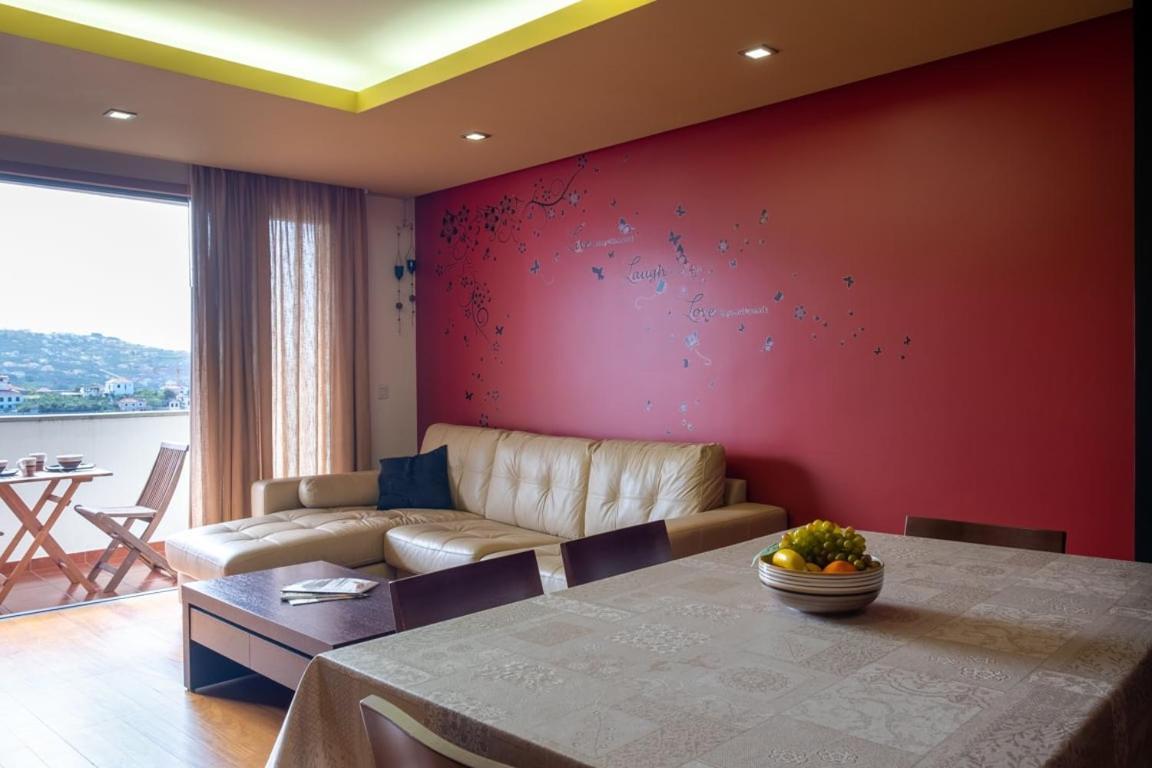 شقة Guestready - Serene Escape In Câmara de Lobos المظهر الخارجي الصورة